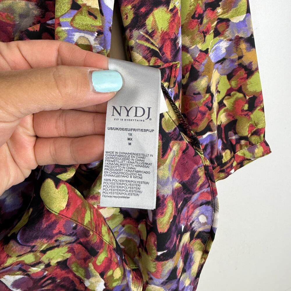 NYDJ Floral Button Down VNeck Blouse 3/4 Purple Green Polyester - Plus Size 1X - Picture 7 of 11